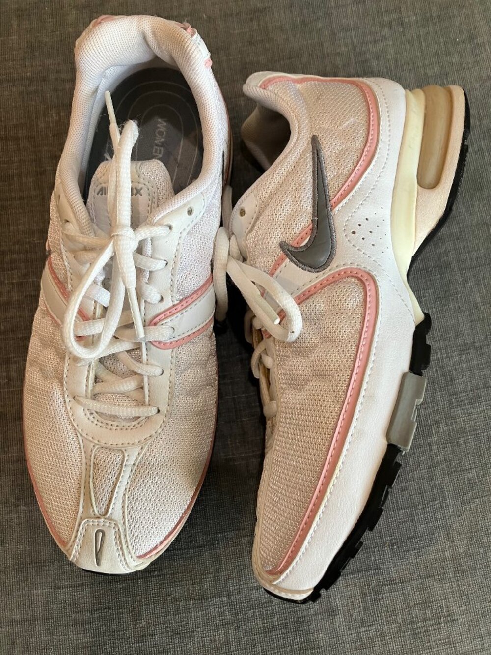 Vintage Nike Air Max Moto 5 Running Sneakers Athletic Shoes Women's Size 7